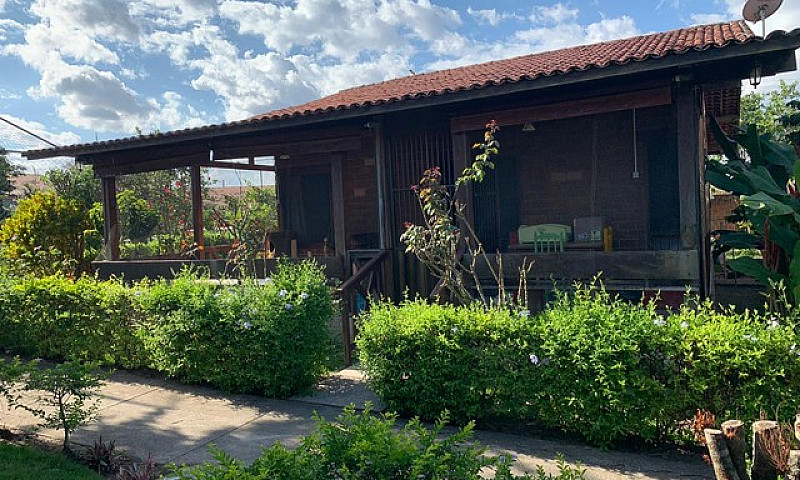 Casa De Condomínio P...