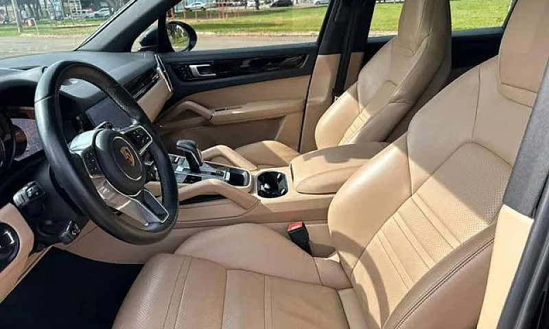 Porsche Cayenne E-Hy...