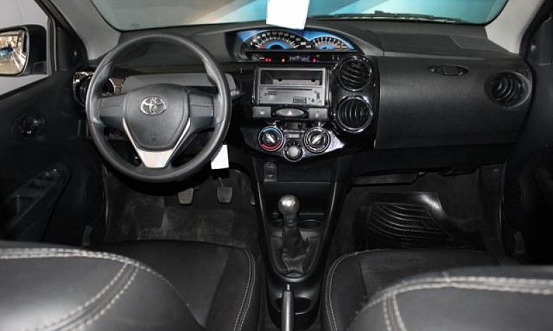 Toyota Etios 2015/20...