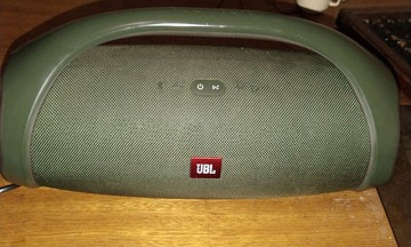 Vendo Jbl Bombox Ori...