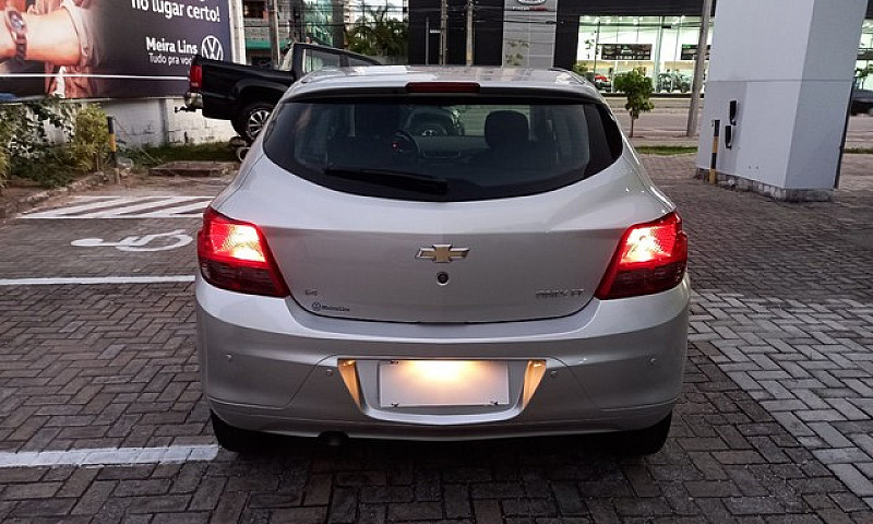  Chevrolet Onix Lt 1...