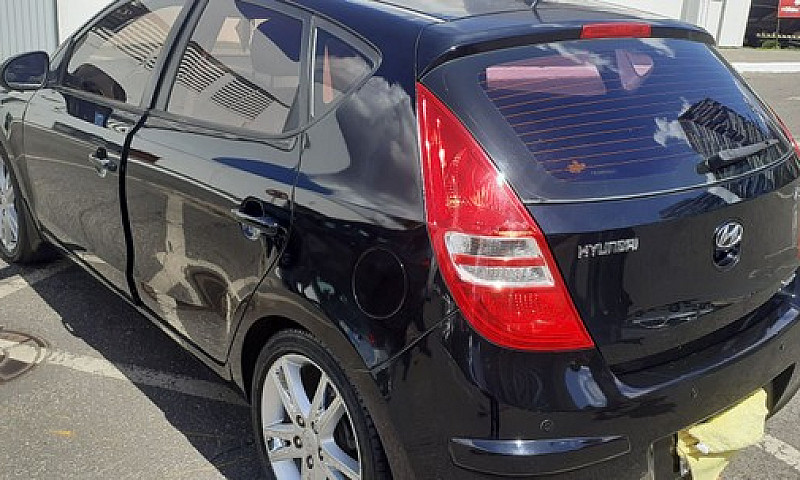 Hyundai  I30...