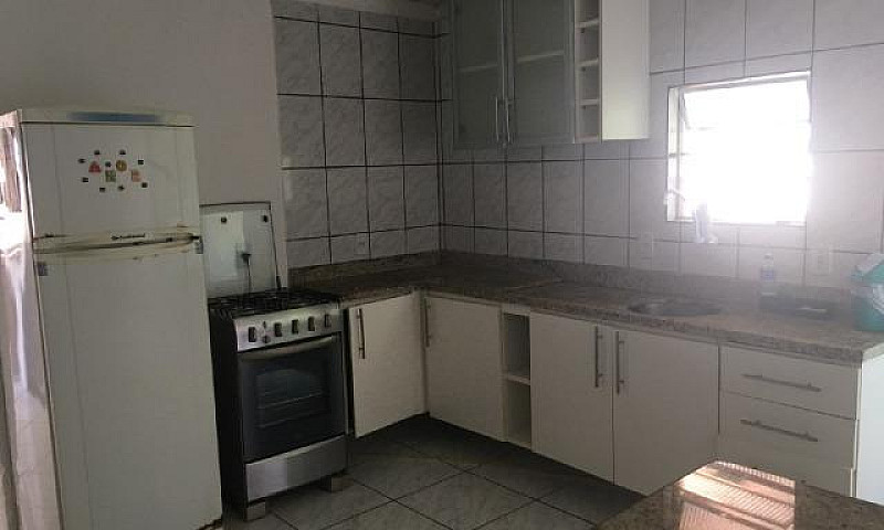 Casa Com Dois Quarto...