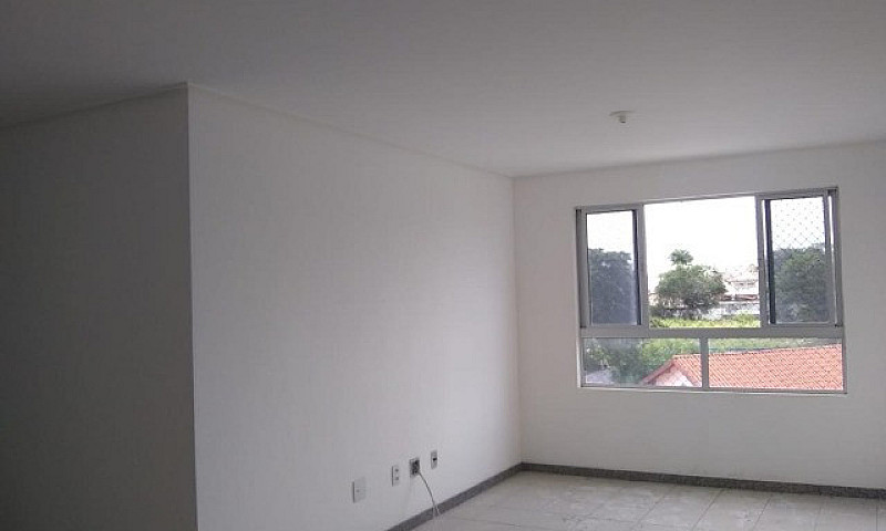 Apartamento De 03 Qu...