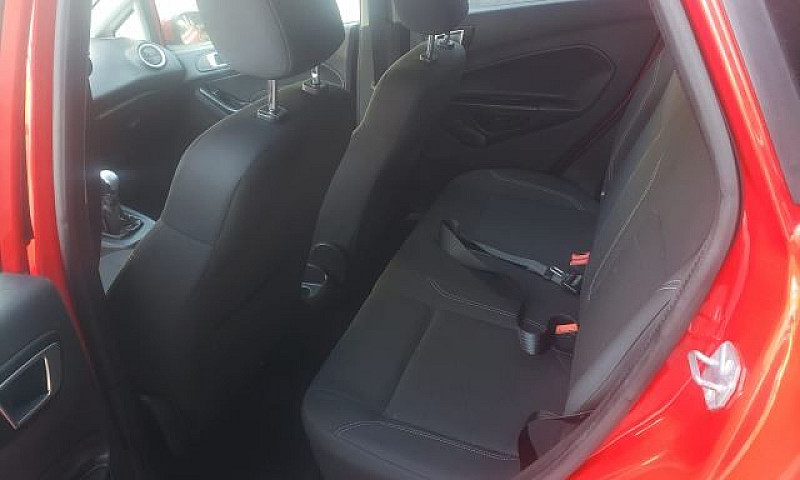 Ford Fiesta 1.5 Se H...