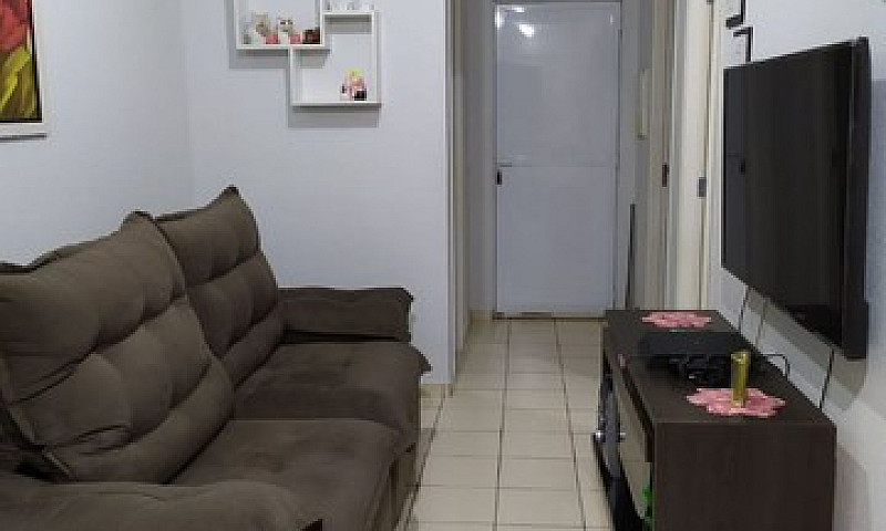 Casa Geminada Em Con...