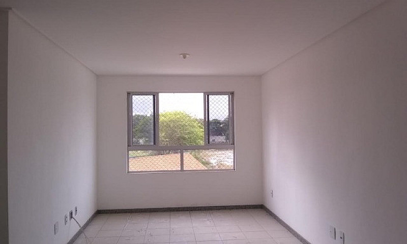 Apartamento De 03 Qu...