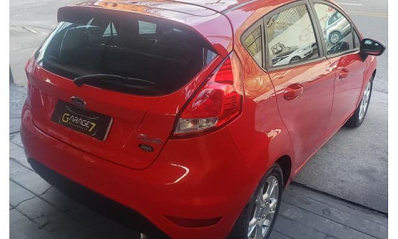 Ford Fiesta 1.5 Se H...
