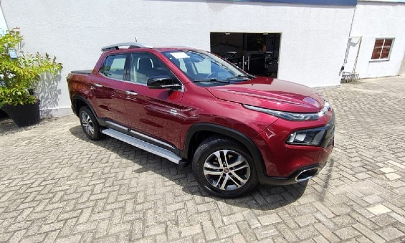 Fiat Toro Volcano 2....