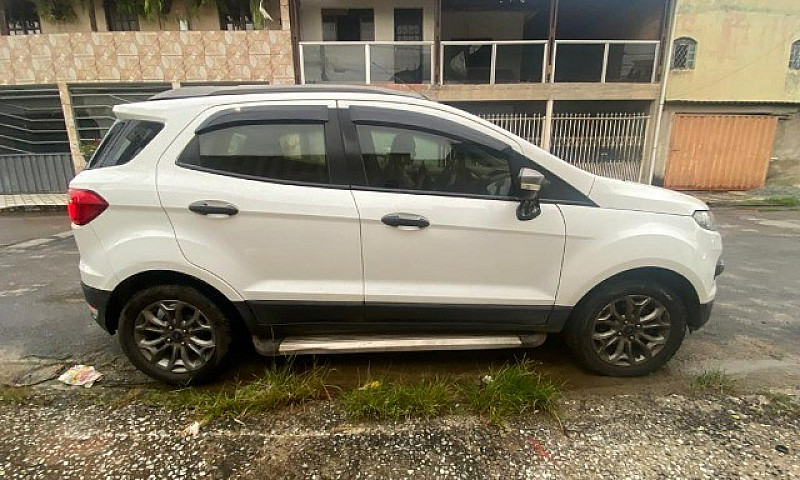 Vendo Ford Ecosport ...