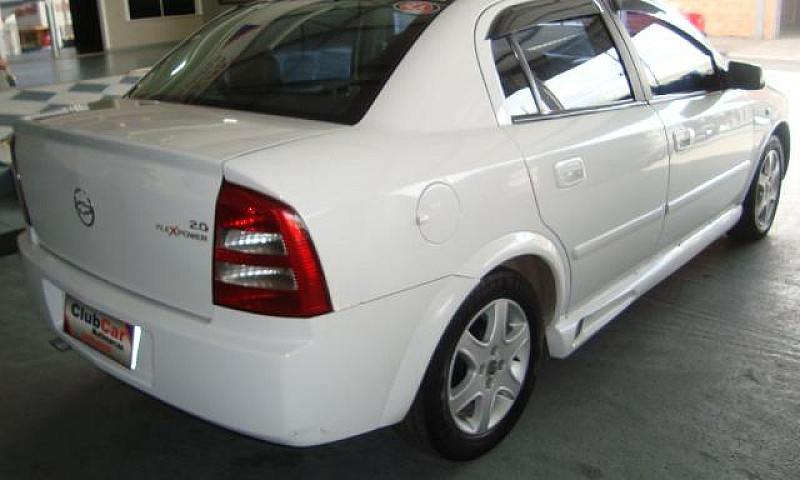 Astra Sedan Confort...