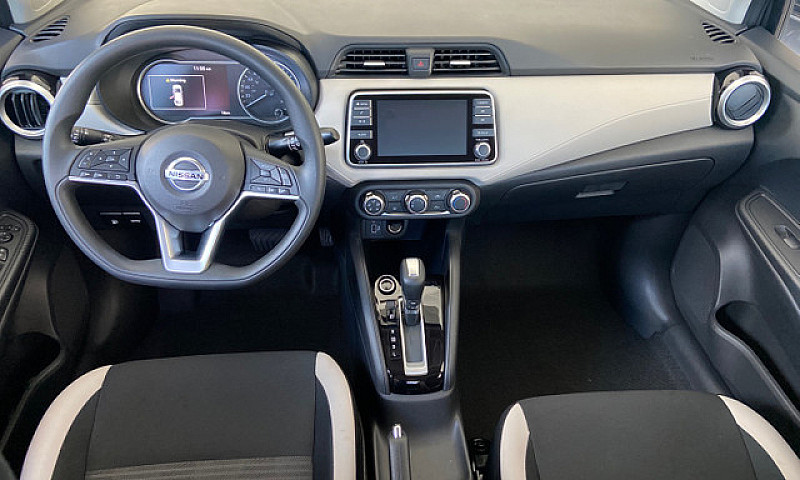Novo Versa 1.6 Advan...