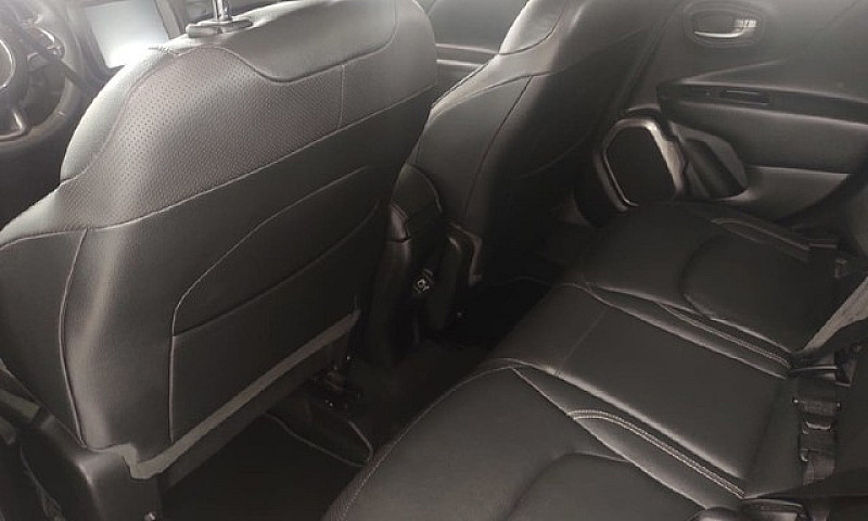 Jeep Renegade 1.8 16...