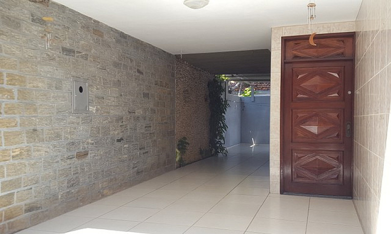 Aluga-Se Casa De 03 ...