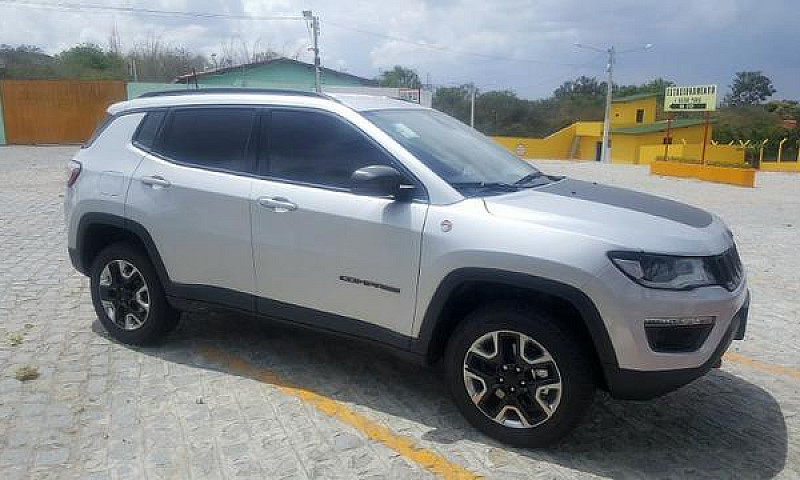 Jeep Compass Trailha...