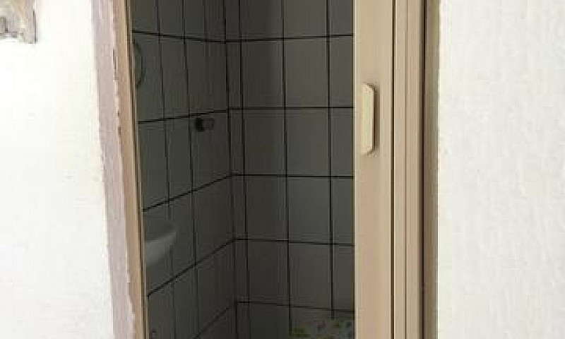 Casa Com Dois Quarto...