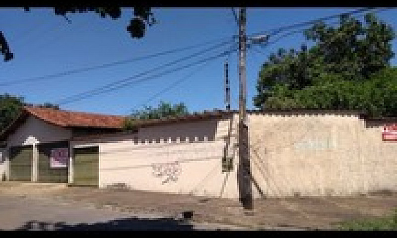 Vendo Casa Bem Local...