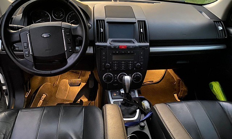 Land Rover Freelande...
