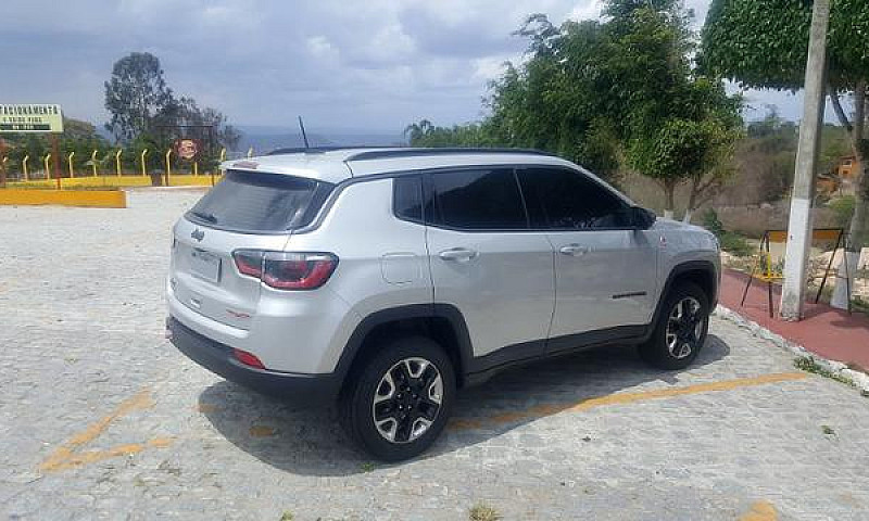 Jeep Compass Trailha...