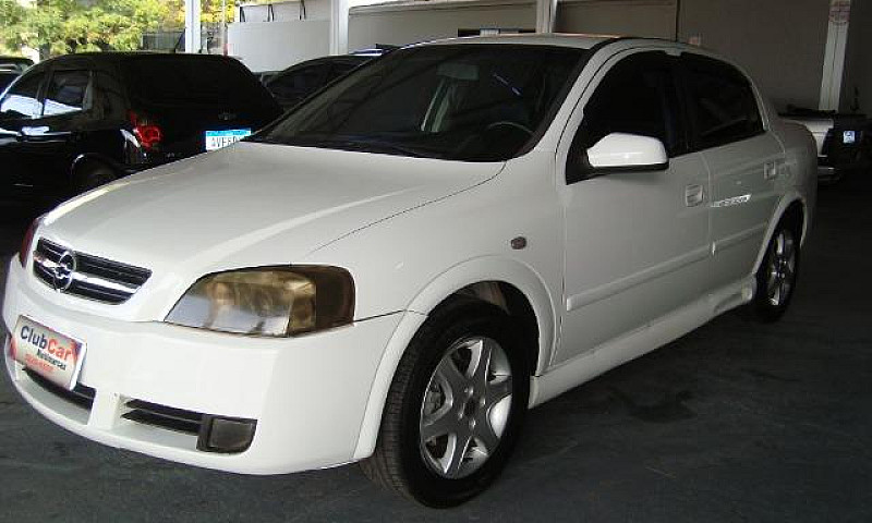 Astra Sedan Confort...