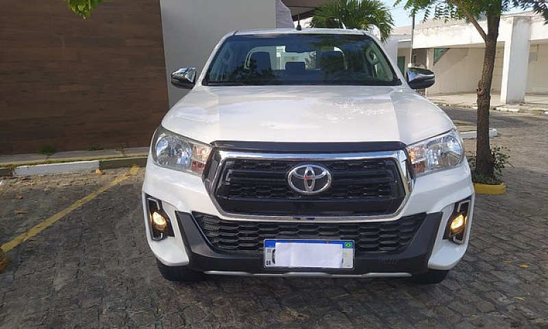 Hilux Cd Srv 2.7 4X2...