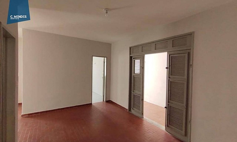 Casa Com 2 Dormitóri...