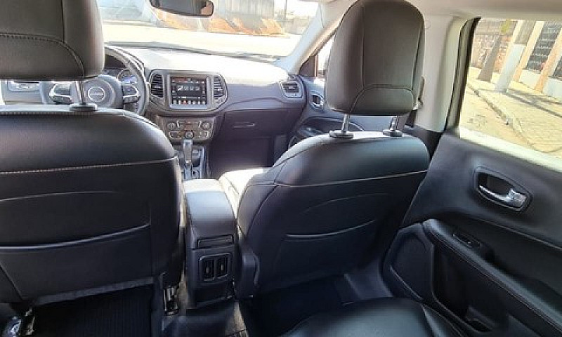 Jeep Compass Longitu...