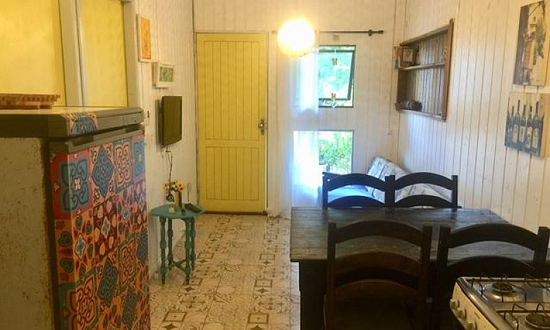 Alugo Casa Mensal...