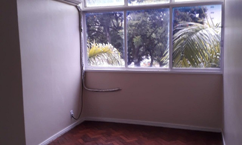 Aluga-Se Apartamento...