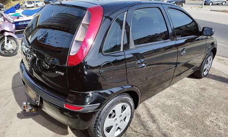 Chevrolet Corsa Hatc...