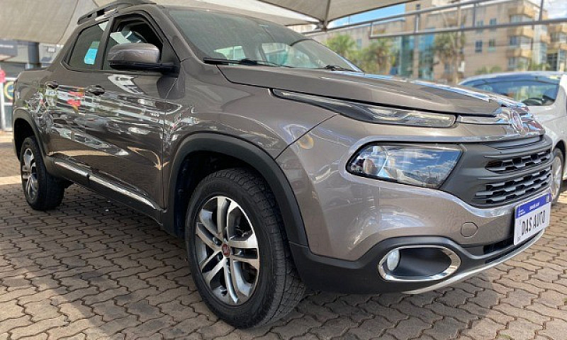 Fiat Toro Freedom 2....
