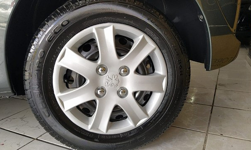 Peugeot 207 1.4 Xr C...