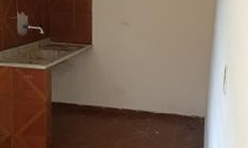 Alugo Barracão De 2Q...