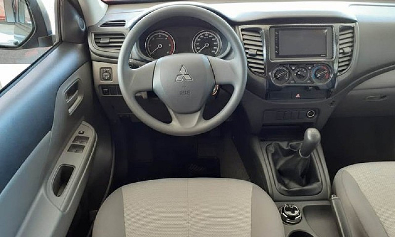 Mitsubishi L200 Trit...