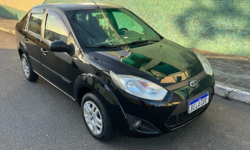 Fiesta Sedan Se  1.6...