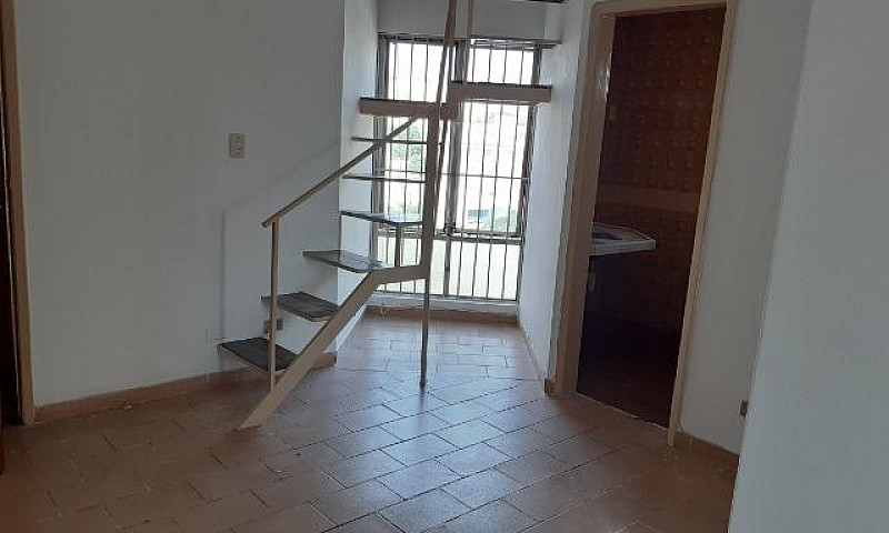3 Qtos Sendo 1 Suite...