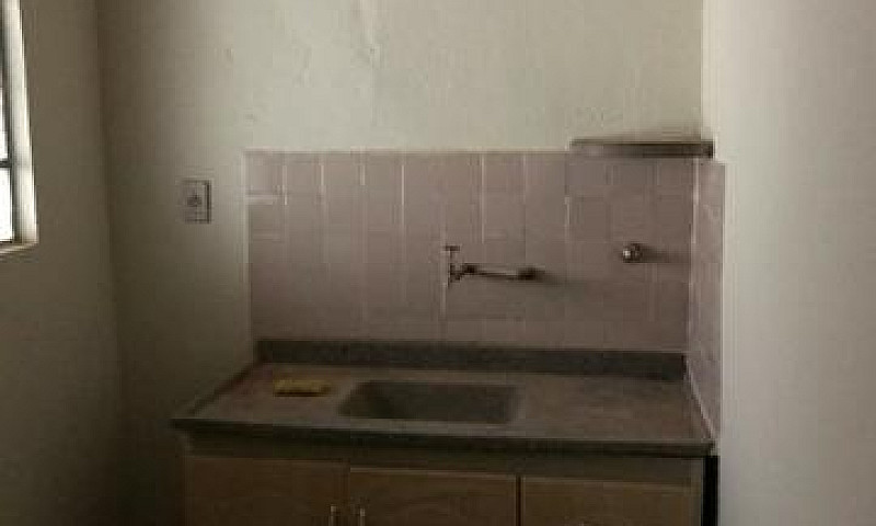Casa Geminada 1 Quar...