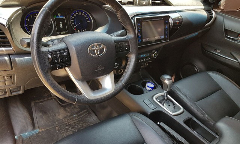 Hilux Srv 2017 4X2 F...