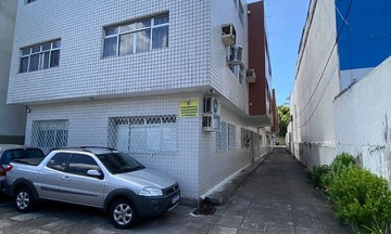 Quarto Em Apt Na Boa...