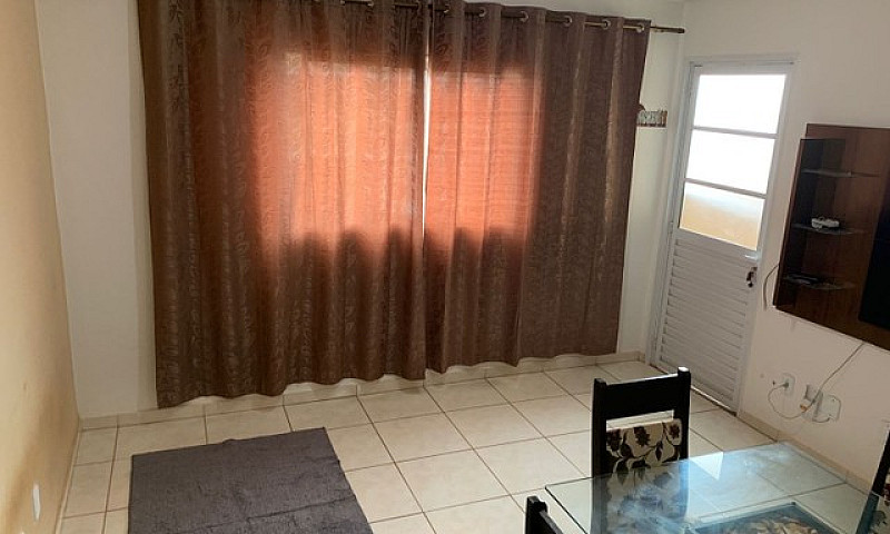Alugo Apartamento...