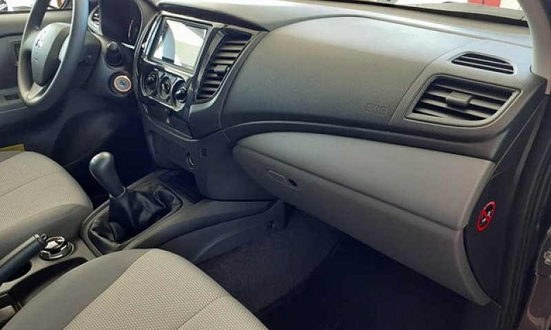 Mitsubishi L200 Trit...