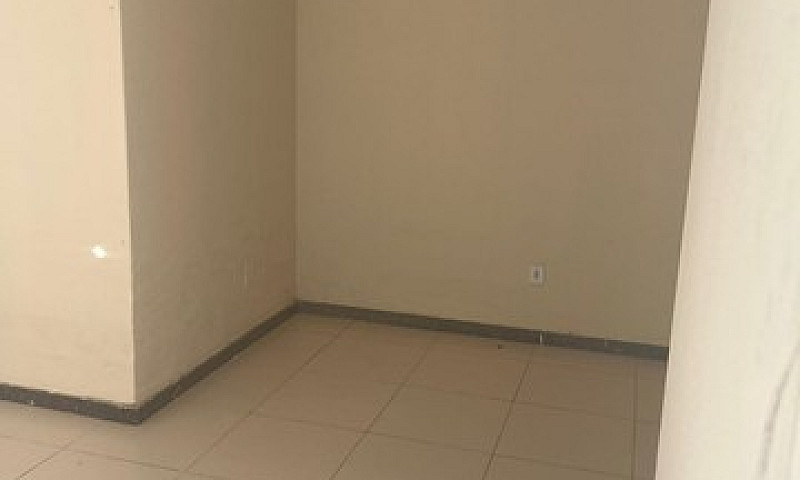 Casa Um Quarto Coroa...