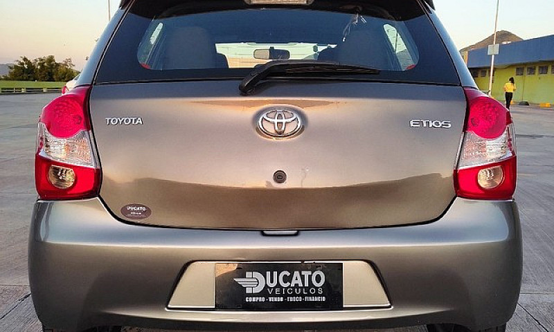 Etios Hb 1.3 X Mecân...