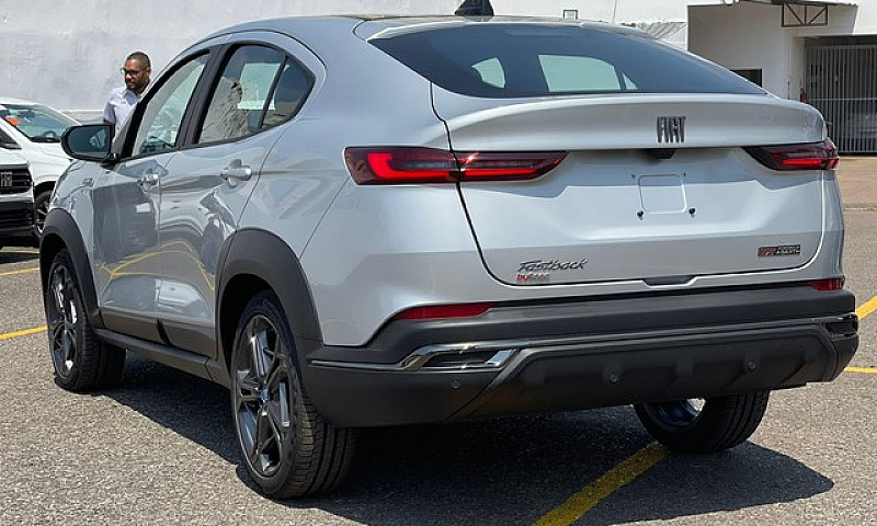 Fiat Fastback Limite...