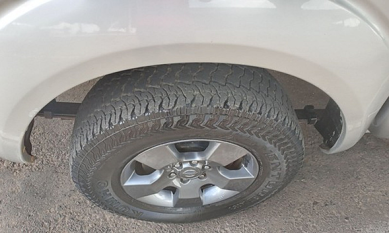 Vendo Nissan Frontie...