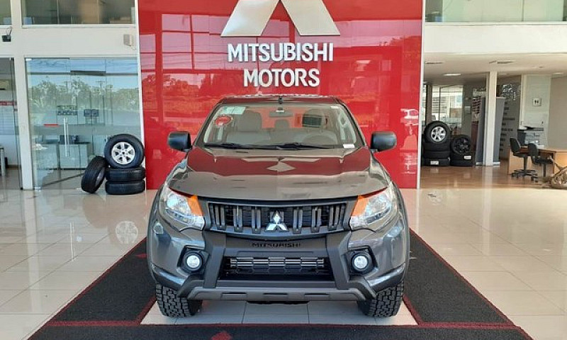 Mitsubishi L200 Trit...