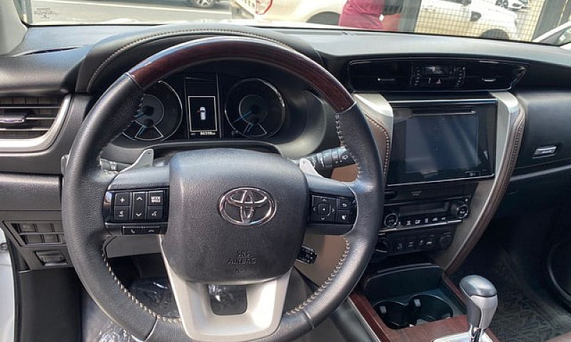 Toyota Hilux Swsrxa4...