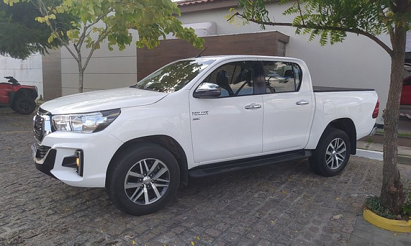 Hilux Cd Srv 2.7 4X2...