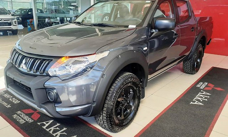 Mitsubishi L200 Trit...