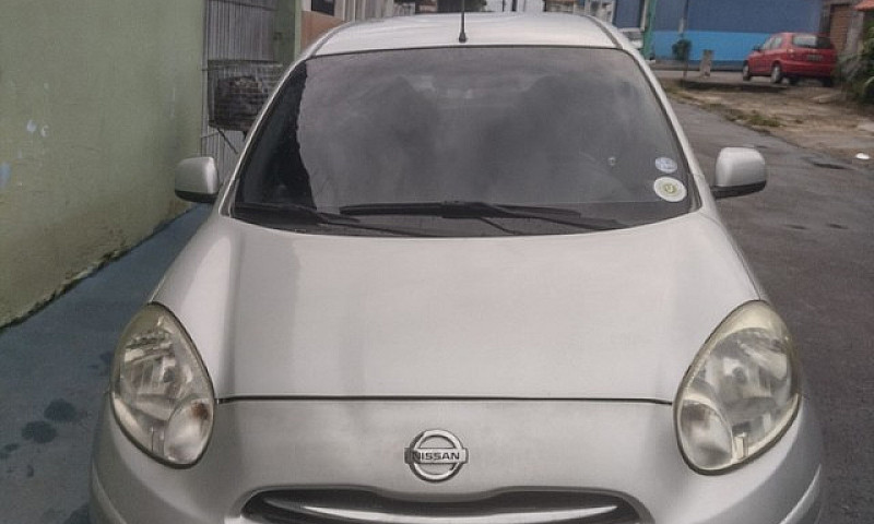 Vende Se Nissan Marc...